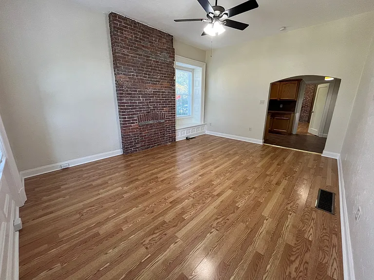 344 S Fairmount St #1 — Photo 5