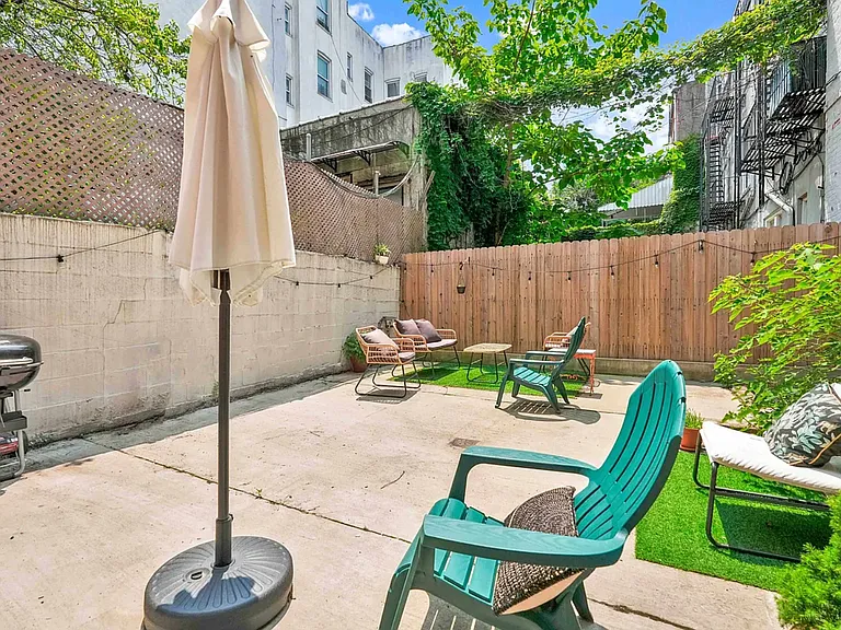 397 4th Ave #1L — Photo 9