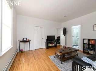 409 Putnam Ave #1, Cambridge, MA 02139