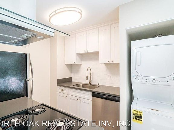 5th image of 1258 N Harvard Blvd APT 4