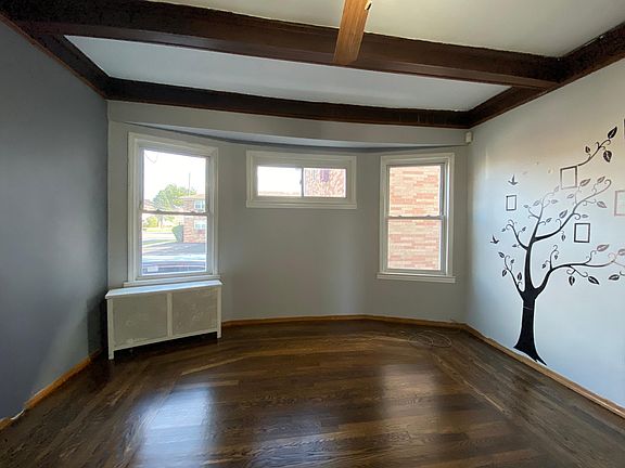 2nd image of 430 Trenton Ave