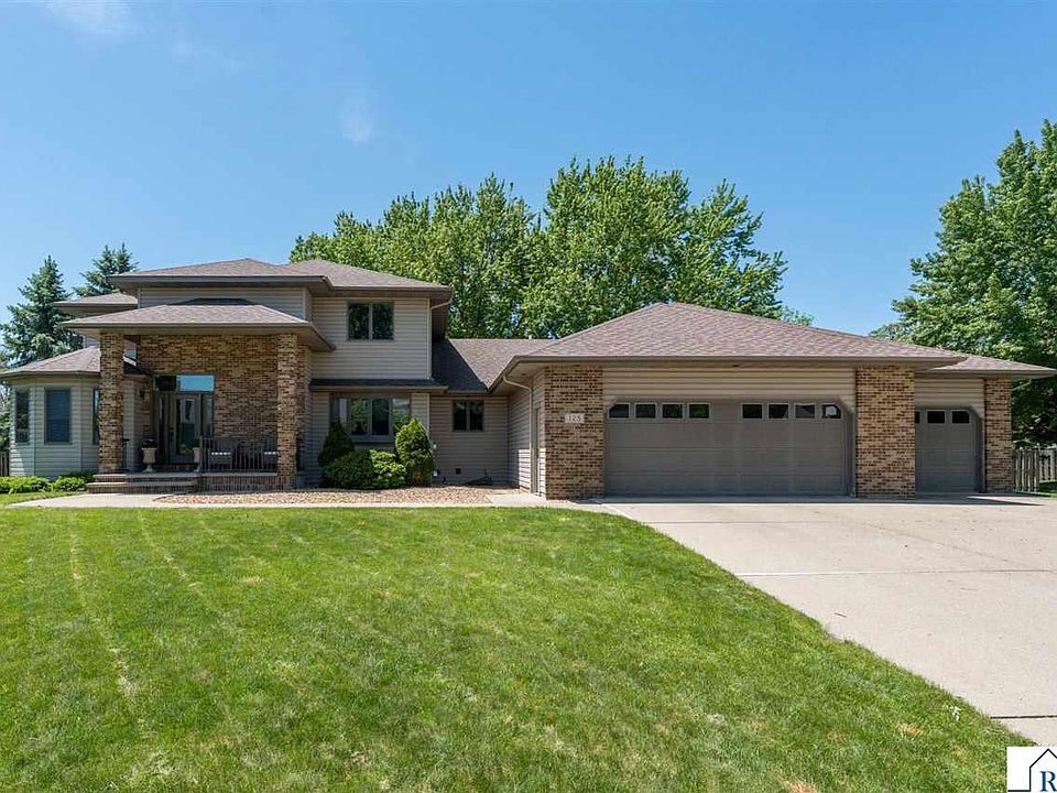1st image of 125 Celestine Cir
