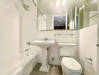 Rented by Century 21 Premier 