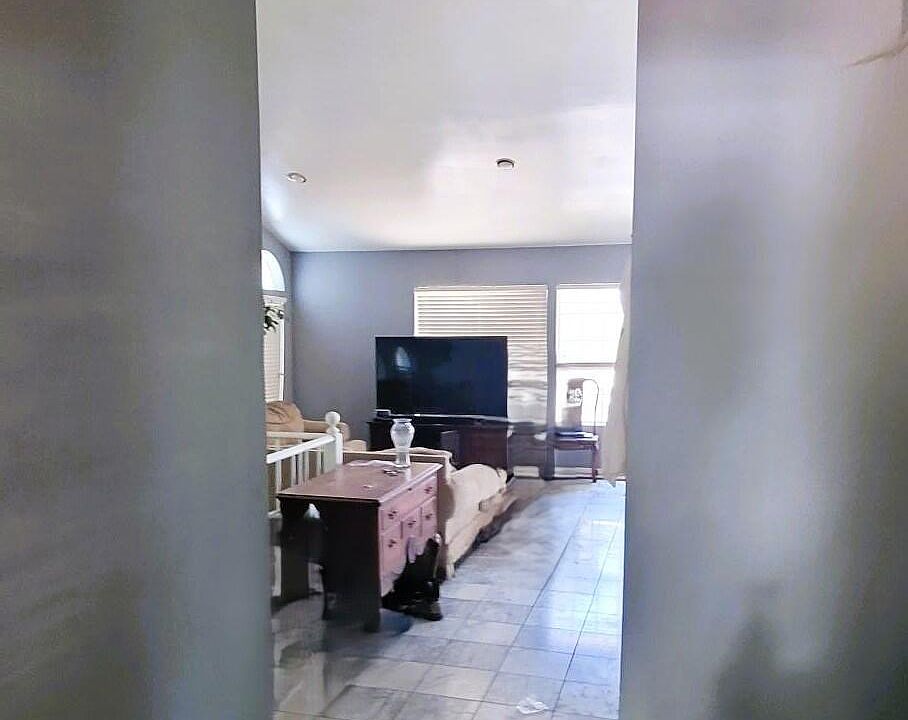 2nd image of 27700 N Bay Rd