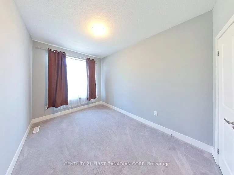 1375 Whetherfield St #98 — Photo 8
