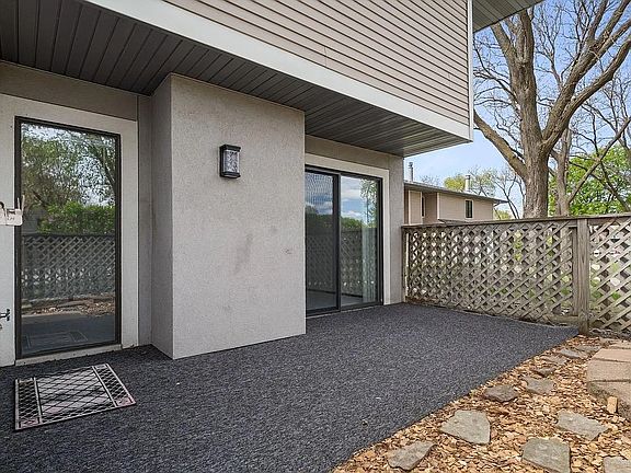 2nd image of 1115 Landmark Trl S