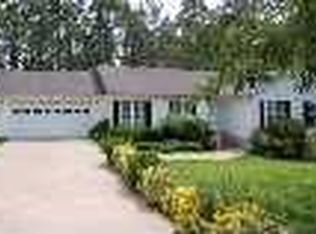 912 Devonshire Trl, Aberdeen, NC 28315