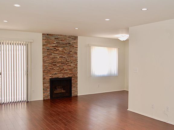 2nd image of 11911 Dorothy St APT 205