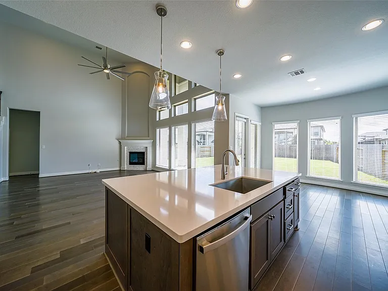 11803 Dalhousie Dr — Photo 30