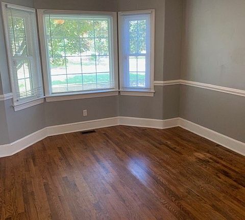 4th image of 2125 Vale Ct