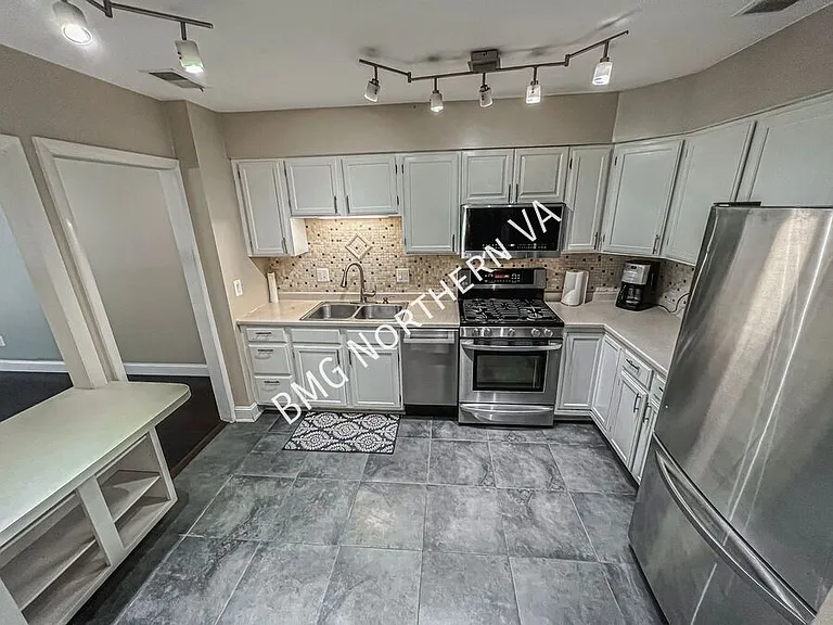 3816B Steppes Ct — Photo 7