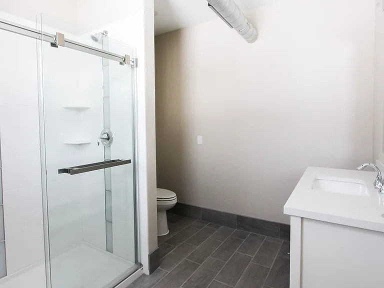 1119 S Braddock Ave — Photo 12