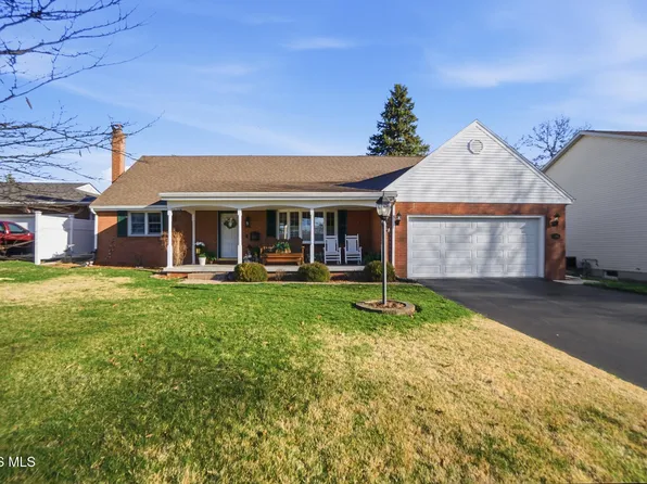 130 Oakland Ave, Findlay, OH 45840