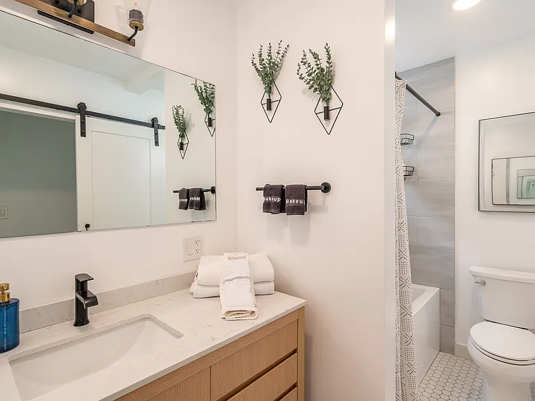 3405 Schooner Ave #2 — Photo 33