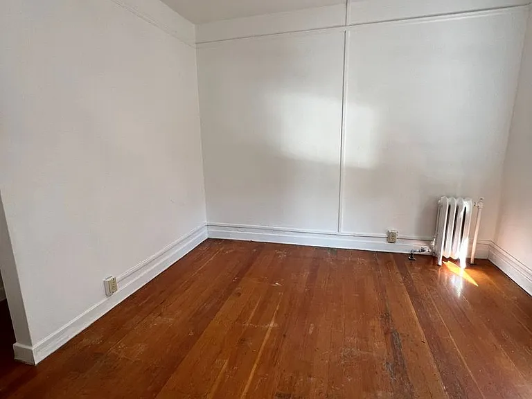 1120 Pine St #203 — Photo 2