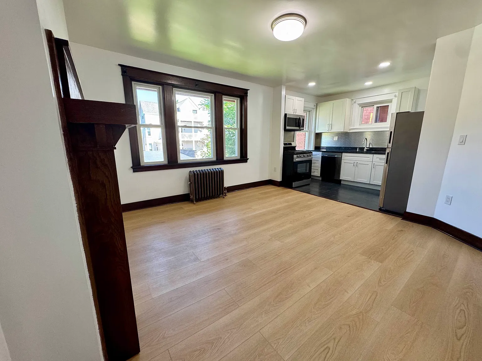 3 bed, 1300 sqft, $1,750 — Photo 4