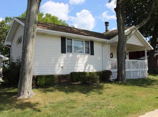 11273 Pottawotomie Trl, Walkerton, IN 46574