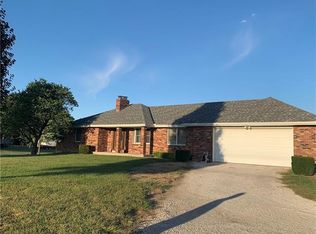 17549 State Route D, Saint Joseph, MO 64505