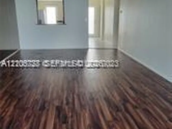 1075 NE Miami Gardens Dr APT 509, Miami, FL 33179