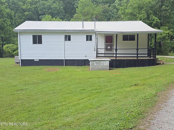 2nd image of 125 Willoughby Ln