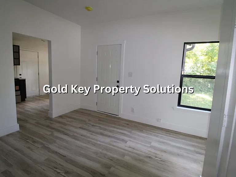 1512 Locust St — Photo 8