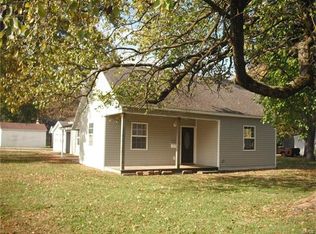 319 S Wentz St, Montgomery City, MO 63361