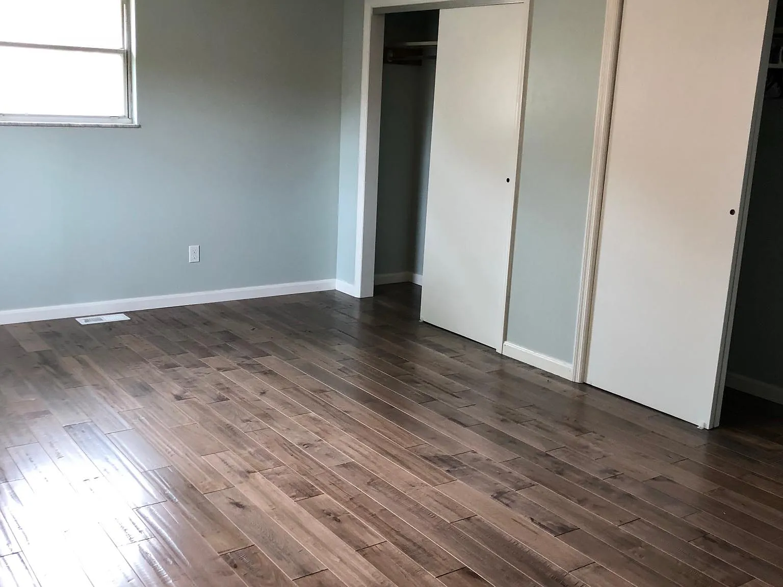 5319 Melwood Dr — Photo 2