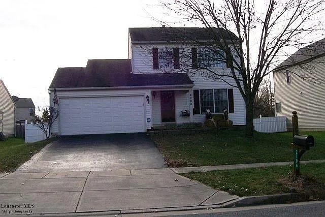 2708 Fernwood Ave photo 1