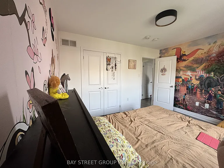 51 Dominion Cres — Photo 18