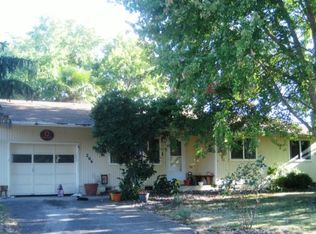 206 Columbia Loop Rd, Roseburg, OR 97471