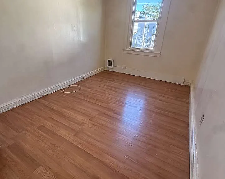 256 W Ashdale St #3 — Photo 1