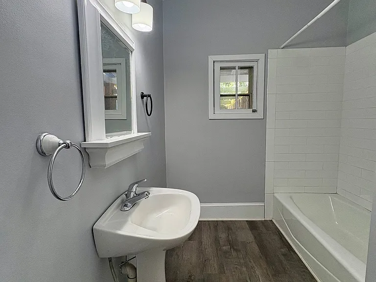 406 S 5th Ave #UP — Photo 13