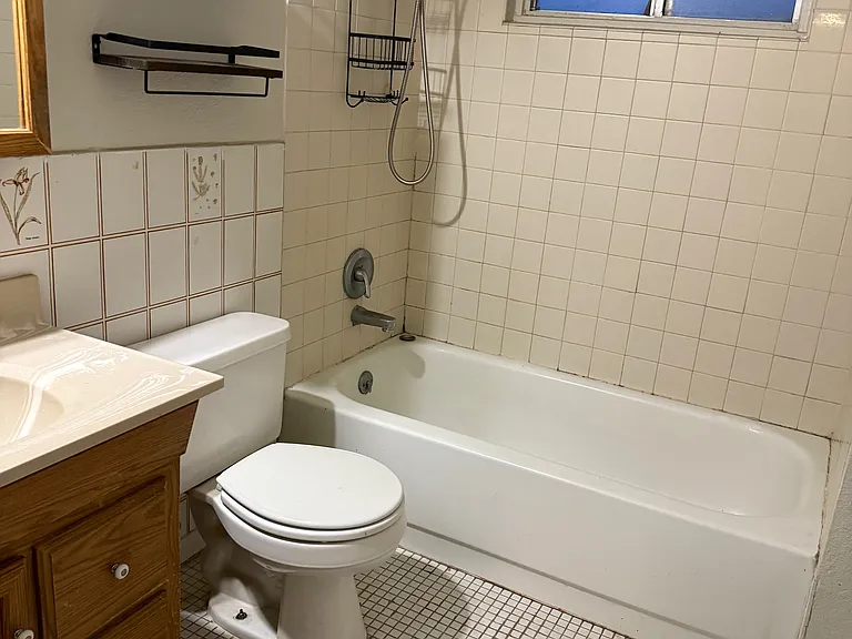 10151 De Soto Way — Photo 8