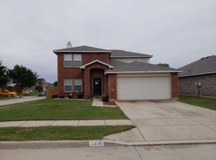 1936 Foxfield, Justin, TX 76247