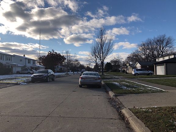 5th image of 14640 Borgman Ave