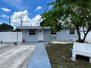 3245 NW 86th St, Miami, FL 33147