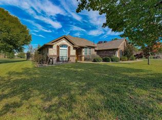 199 Reatta Dr, Decatur, TX 76234