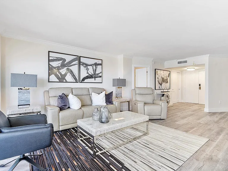 3400 Galt Ocean Dr #1906S — Photo 24