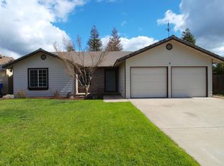 803 N Filbert Rd, Exeter, CA 93221