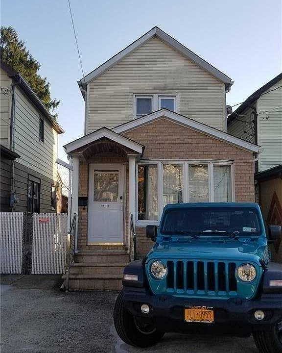 2nd image of 12108 E Linden Blvd