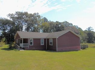 2060 Pea Ridge Rd, Brewton, AL 36426