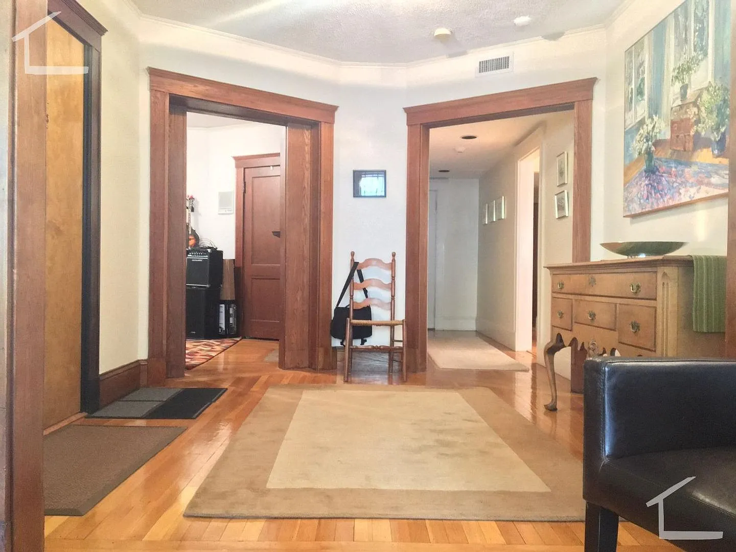 No Brokers Fee, Steps From the T Stop, Central Heat/AC, Parking Included — Photo 4