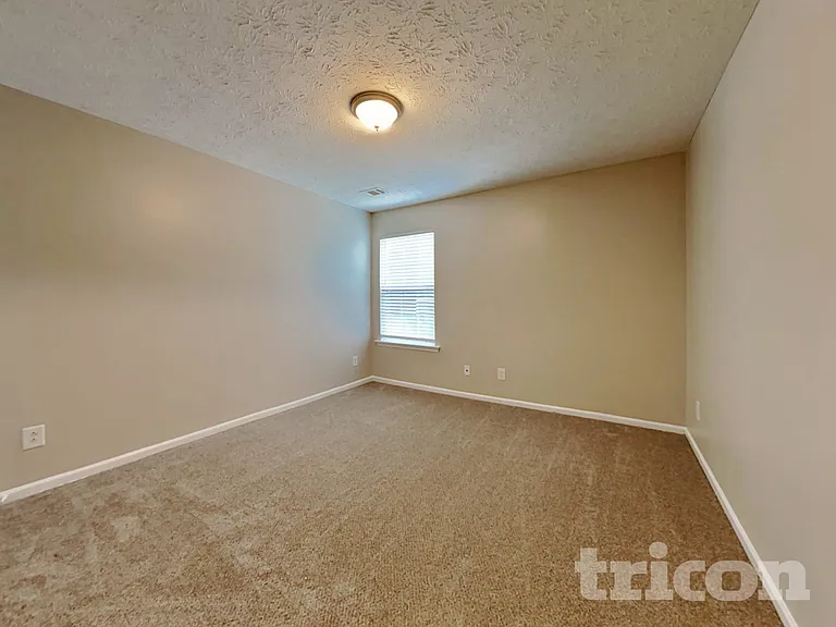 6125 Smoke Ridge Ln — Photo 13