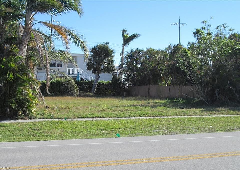 1st image of 521 S Heathwood Dr Lot 3