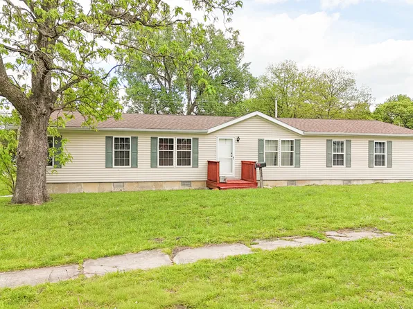 300 W Walker St, Marceline, MO 64658