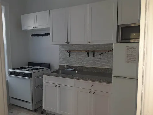 Rented by Grand Group Realty | media 6