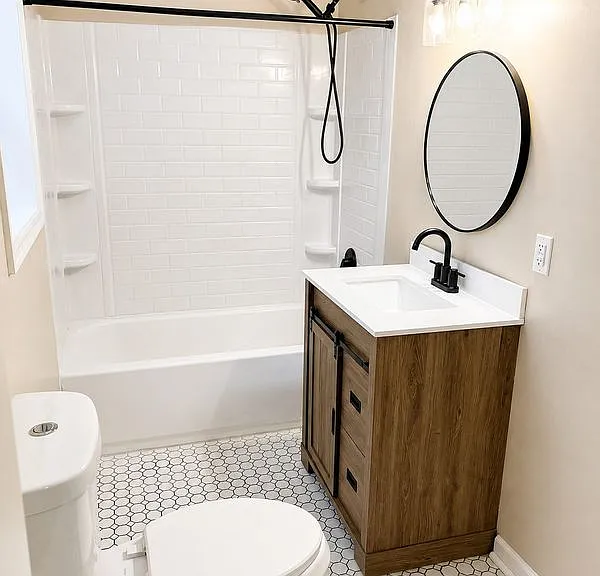 743 E Grape St #1 — Photo 6