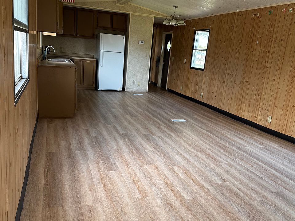1st image of 1700 Cheyenne Dr Trailer 11
