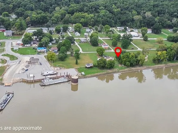 1st St, Kampsville, IL 62053