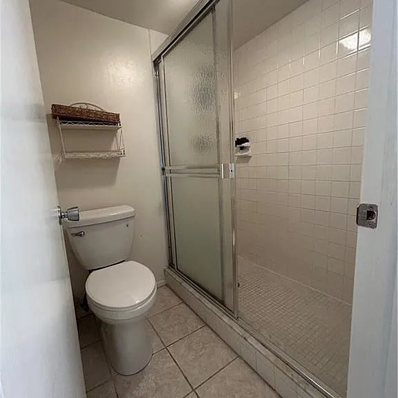 5479 Peppertree Dr #E13 — Photo 23